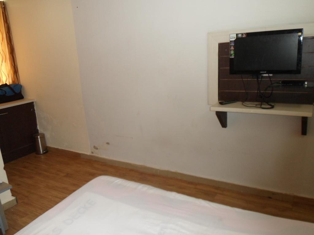 Hotel Avion Inn アーメダバード 部屋 写真