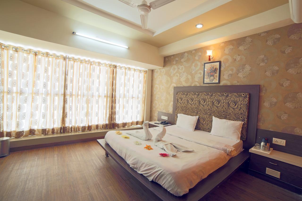Hotel Avion Inn アーメダバード エクステリア 写真